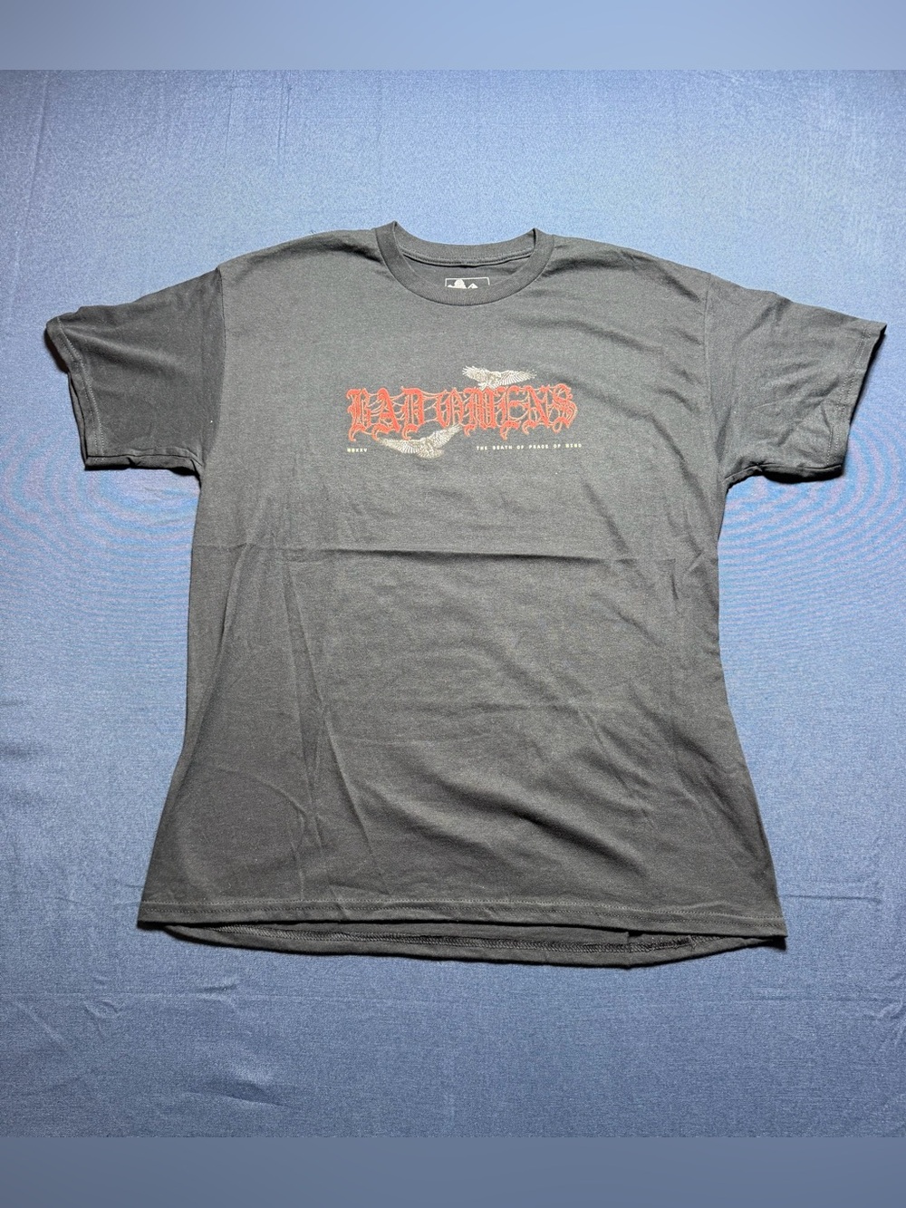 Sumerian Records Cotton Large NWOT Bad Omens Graphic Tee